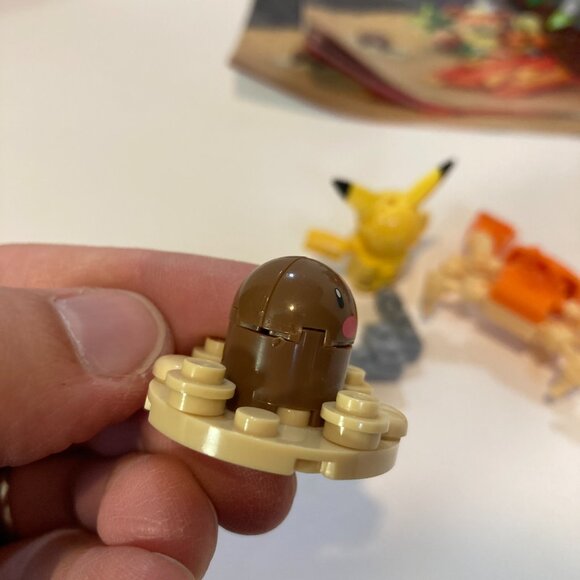 Pokemon Mega Construx Volcano Rivals FNF08 Near Complete Set + Manual - Picture 5 of 8